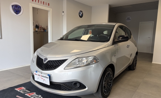 Lancia Ypsilon 1.2 69 CV Gold
